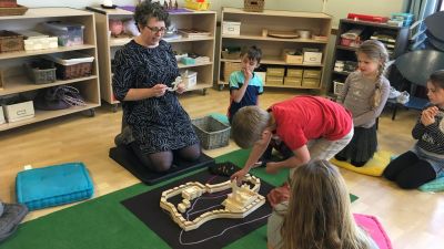 GEMEENTEOPBOUW EN KINDERWERK, HAND IN HAND